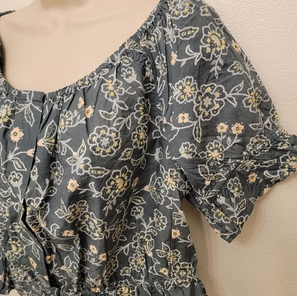 J. Crew Scoopneck Short Sleeve Cropped Blouse